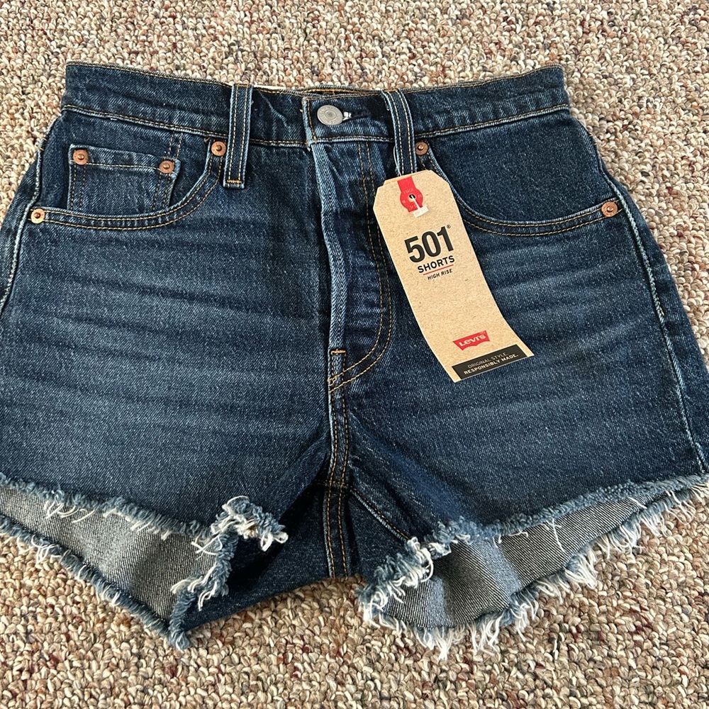 Brand New Levi’s 501 Shorts High Rise Fitted Through Hip